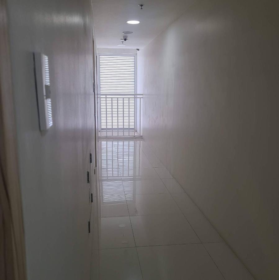 Inspiria Condo Free Airport Pickup For 3 Nights Stay Or More Davao City Kültér fotó